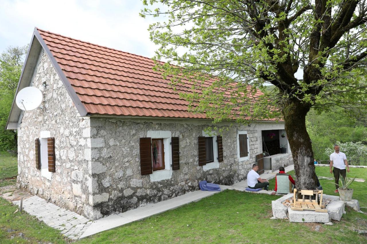 Lake House 'Vilin Konak' Nikšić Zewnętrze zdjęcie