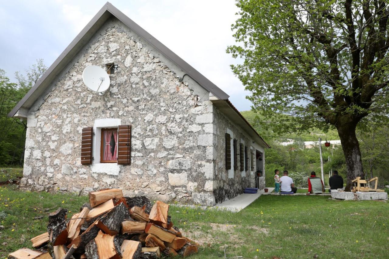 Lake House 'Vilin Konak' Nikšić Zewnętrze zdjęcie