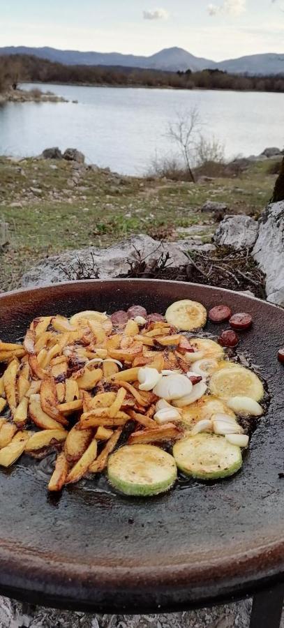 Lake House 'Vilin Konak' Nikšić Zewnętrze zdjęcie